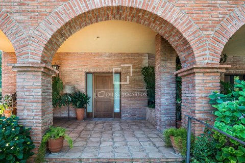 5 bedrooms villa for rent in Sant Cugat Del Valles, Barcelona, Catalonia, Spain № 8540 - photo 5