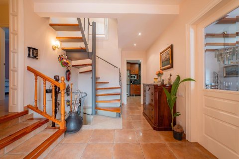 4 bedrooms house for sale in Arenys de Munt, Barcelona, Catalonia, Spain № 1463 - photo 7