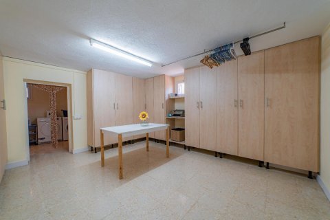 4 bedrooms house for sale in Arenys de Munt, Barcelona, Catalonia, Spain № 1463 - photo 14