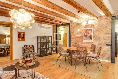 Apartamento de 3 dormitorios en venta en Barcelona, Cataluña, Spain № 7119