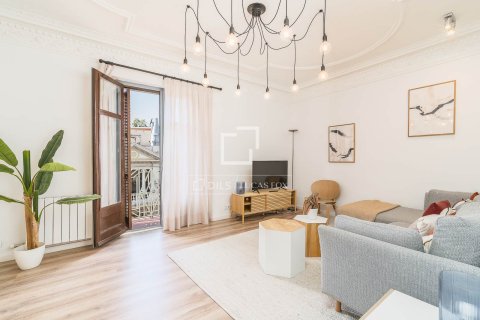 Apartamento de 4 dormitorios en alquiler en Barcelona, Cataluña, Spain № 7122 - foto 11