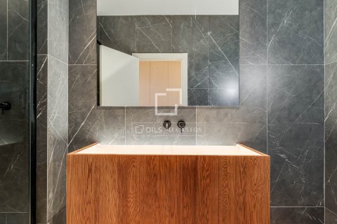 Apartamento de 2 dormitorios en venta en Barcelona, Cataluña, Spain № 7118 - foto 20