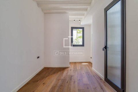 Apartamento de 2 dormitorios en venta en Barcelona, Cataluña, Spain № 7118 - foto 12