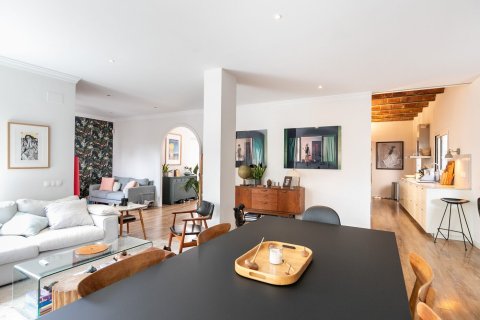4 chambres apartment à vendre à Barcelona, Catalonia, Spain № 1514 - photo 4