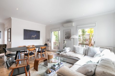 4 bedrooms apartment for sale in Barcelona, Catalonia, Spain № 1514
