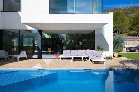 6 bedrooms house for sale in Castelldefels, Barcelona, Catalonia, Spain № 1513 - photo 4
