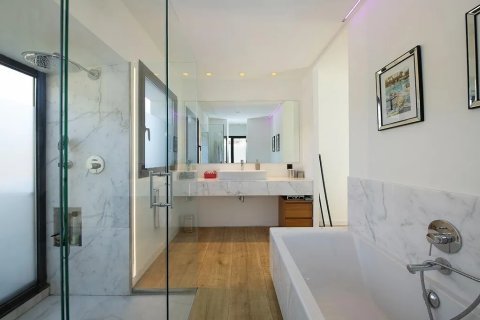 6 bedrooms house for sale in Castelldefels, Barcelona, Catalonia, Spain № 1513 - photo 26