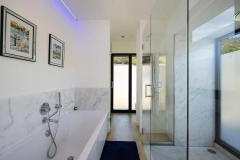 6 bedrooms house for sale in Castelldefels, Barcelona, Catalonia, Spain № 1513 - photo 25