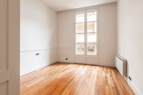 6 bedrooms house for rent in Barcelona, Catalonia, Spain № 1571 - photo 13