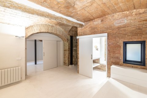 6 bedrooms house for rent in Barcelona, Catalonia, Spain № 1571 - photo 11