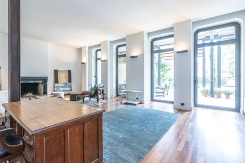 6 bedrooms house for rent in Barcelona, Catalonia, Spain № 1571 - photo 9