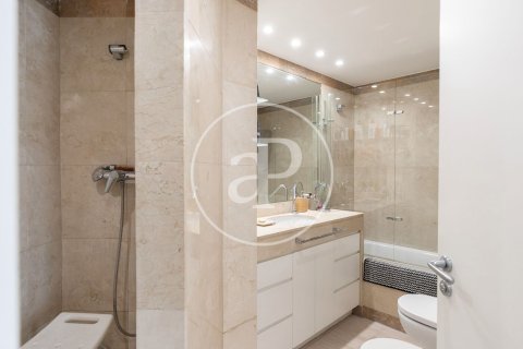 4 chambres apartment à vendre à Sant Marti, Barcelona, Catalonia, Spain № 2434 - photo 20