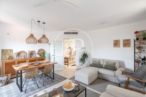 Apartamento de 4 dormitorios en venta en Sant Martí, Barcelona, Cataluña, Spain № 2435 - foto 6