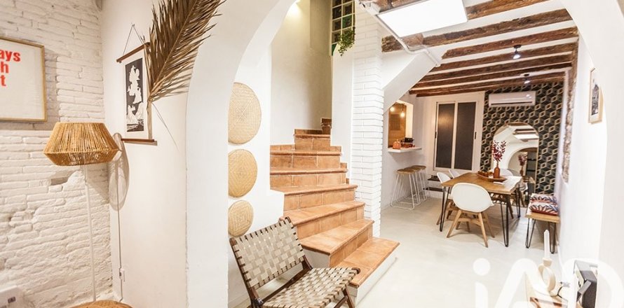 2 bedrooms duplex for sale in Barcelona, Catalonia, Spain № 7535