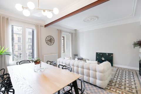 3 bedrooms apartment for sale in Barcelona, Catalonia, Spain № 1495 - photo 4