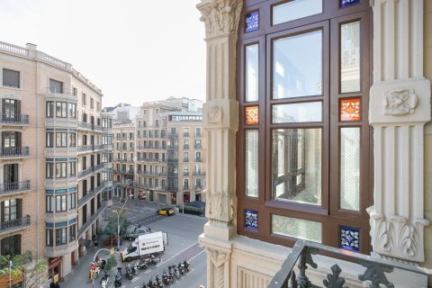 3 bedrooms apartment for sale in Barcelona, Catalonia, Spain № 1495 - photo 7