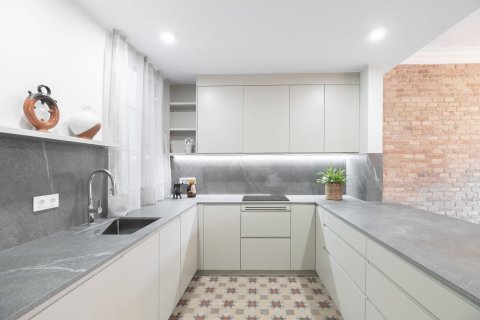 3 bedrooms apartment for sale in Barcelona, Catalonia, Spain № 1495 - photo 15
