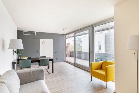 2 bedrooms apartment for sale in Barcelona, Catalonia, Spain № 1499 - photo 2