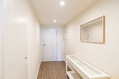 2 bedrooms apartment for sale in Barcelona, Catalonia, Spain № 1499 - photo 18