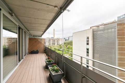 2 bedrooms apartment for sale in Barcelona, Catalonia, Spain № 1499 - photo 5