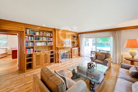 Купить виллу в Ситжес, Испания с 6 спален, 760м², № 5705 - фото 5