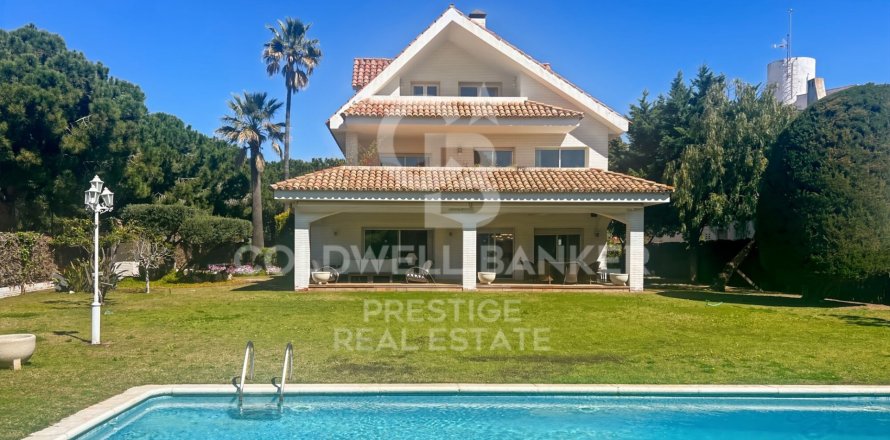 6 chambres villa à vendre à Sitges, Barcelona, Catalonia, Spain № 5705
