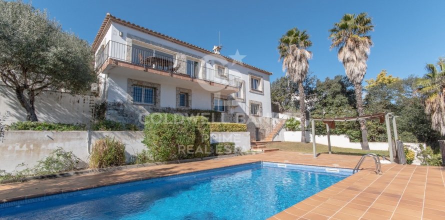 6 bedrooms villa for sale in Begur, Girona, Catalonia, Spain № 5704