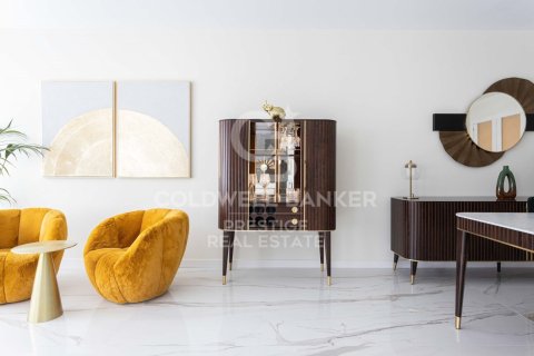 Apartamento de 5 dormitorios en venta en Barcelona, Cataluña, Spain № 5700 - foto 13