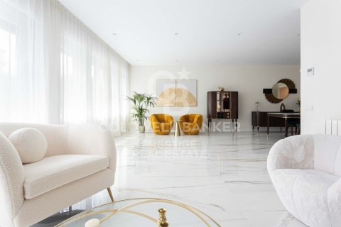 5 bedrooms apartment for sale in Barcelona, Catalonia, Spain № 5700