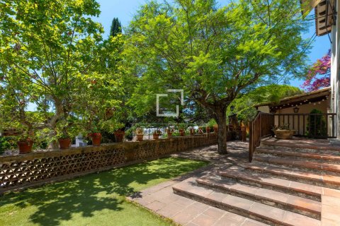 4 bedrooms finca for sale in Cabrils, Barcelona, Catalonia, Spain № 8827 - photo 2