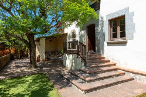 4 bedrooms finca for sale in Cabrils, Barcelona, Catalonia, Spain № 8827 - photo 28