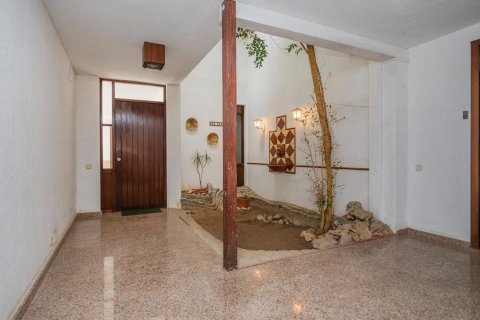 12 bedrooms house for sale in Castelldefels, Barcelona, Catalonia, Spain № 6215 - photo 19
