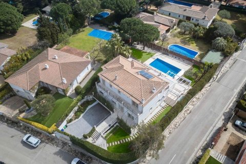 Купить дом в С'Агаро, Испания с 6 комнат, 651м², № 6211 - фото 4