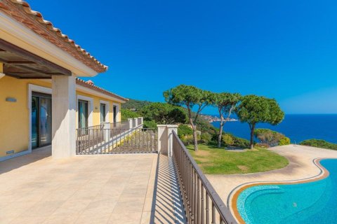 11 bedrooms house for sale in Sant Feliu de Guixols, Girona, Catalonia, Spain № 6214 - photo 24