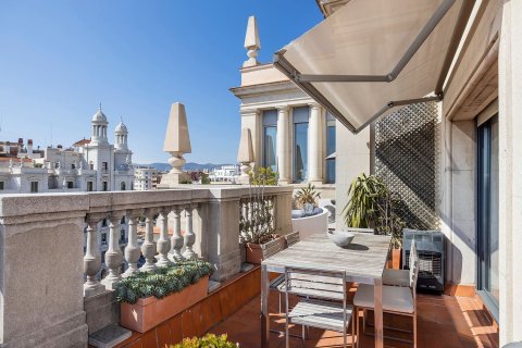 5 bedrooms apartment for sale in Barcelona, Catalonia, Spain № 6212 - photo 26