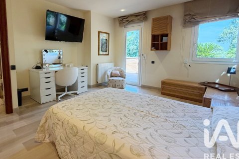 7 bedrooms house for sale in Sant Cugat Del Valles, Barcelona, Catalonia, Spain № 8400 - photo 15