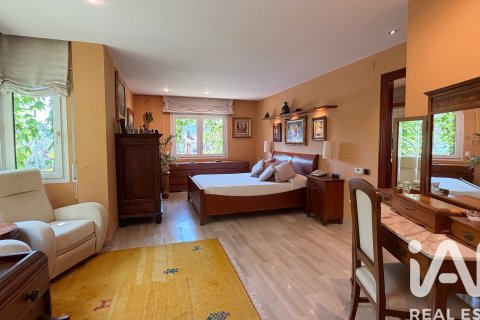 7 bedrooms house for sale in Sant Cugat Del Valles, Barcelona, Catalonia, Spain № 8400 - photo 6