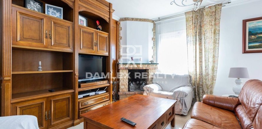 5 bedrooms house for sale in Lloret de Mar, Girona, Catalonia, Spain № 2390