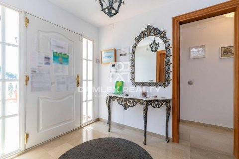 5 bedrooms house for sale in Lloret de Mar, Girona, Catalonia, Spain № 2390 - photo 20
