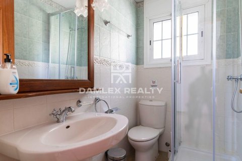 5 bedrooms house for sale in Lloret de Mar, Girona, Catalonia, Spain № 2390 - photo 24