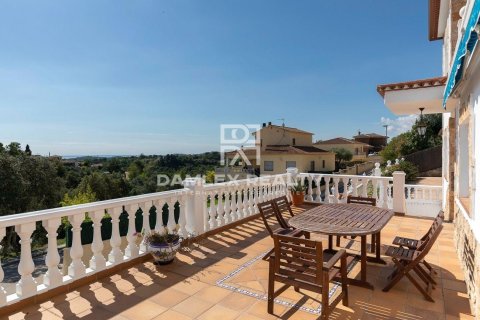 5 bedrooms house for sale in Lloret de Mar, Girona, Catalonia, Spain № 2390 - photo 12