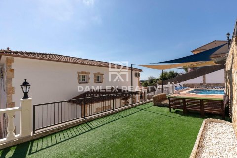 5 bedrooms house for sale in Lloret de Mar, Girona, Catalonia, Spain № 2390 - photo 8