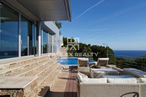 4 bedrooms villa for sale in Palafrugell, Girona, Catalonia, Spain № 2388 - photo 10