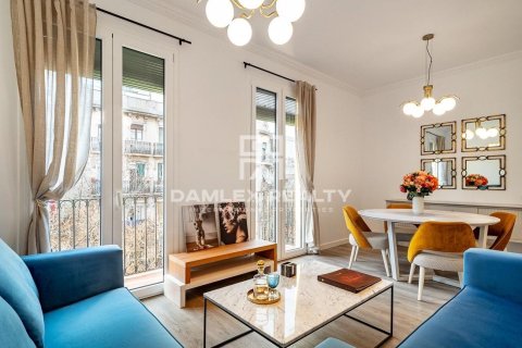 2 bedrooms apartment for sale in Eixample, Barcelona, Catalonia, Spain № 2387