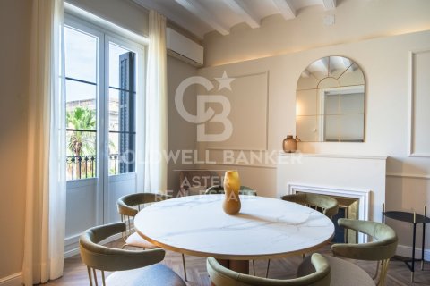 Apartamento de 3 dormitorios en venta en Barcelona, Cataluña, Spain № 7914 - foto 19