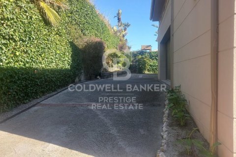 Сasa de 7 dormitorios en venta en Teia, Barcelona, Cataluña, Spain № 7912 - foto 4