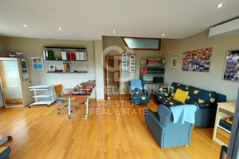 Сasa de 7 dormitorios en venta en Teia, Barcelona, Cataluña, Spain № 7912 - foto 11