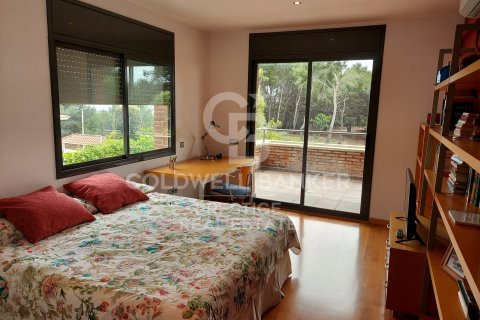 Сasa de 7 dormitorios en venta en Teia, Barcelona, Cataluña, Spain № 7912 - foto 13