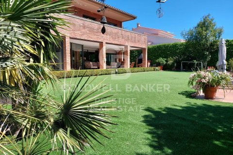 Сasa de 7 dormitorios en venta en Teia, Barcelona, Cataluña, Spain № 7912 - foto 24
