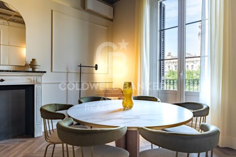 3 bedrooms apartment for sale in Barcelona, Catalonia, Spain № 7913 - photo 23